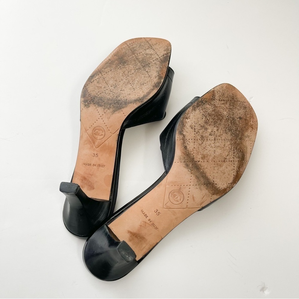 Chanel Black Leather Open Toe Sandals size 35 - Picture 10 of 11